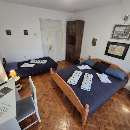 Prenociste Chardak Hotel Tuzla Kültér fotó