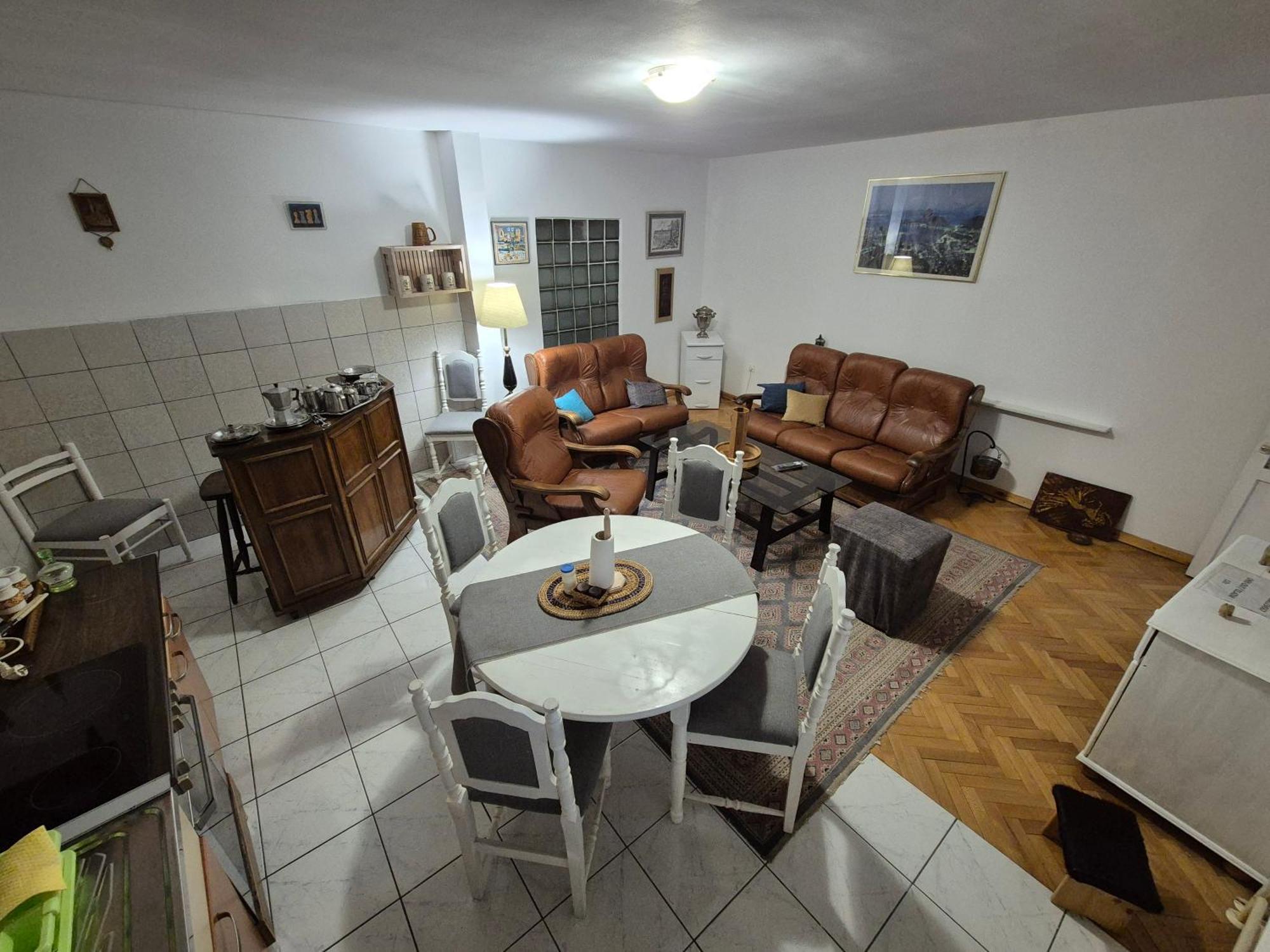 Prenociste Chardak Hotel Tuzla Kültér fotó